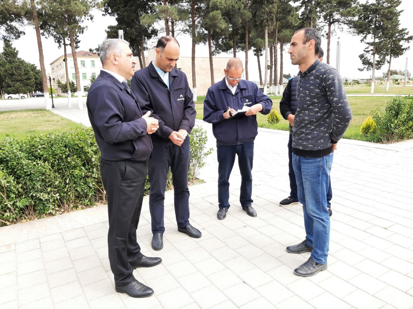 "Açıq mikrofon"da Neftçala sakinlərinin müraciətləri dinlənildi - FOTO